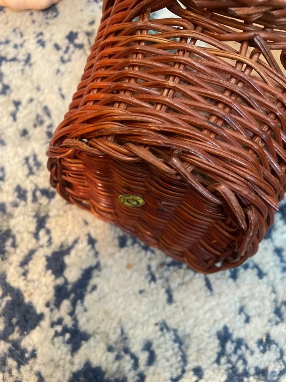 Woven Heart-Shaped Hanging Basket with Green Leaf Accent - set of 2 like new